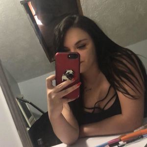 Meet your Posher, Marcella